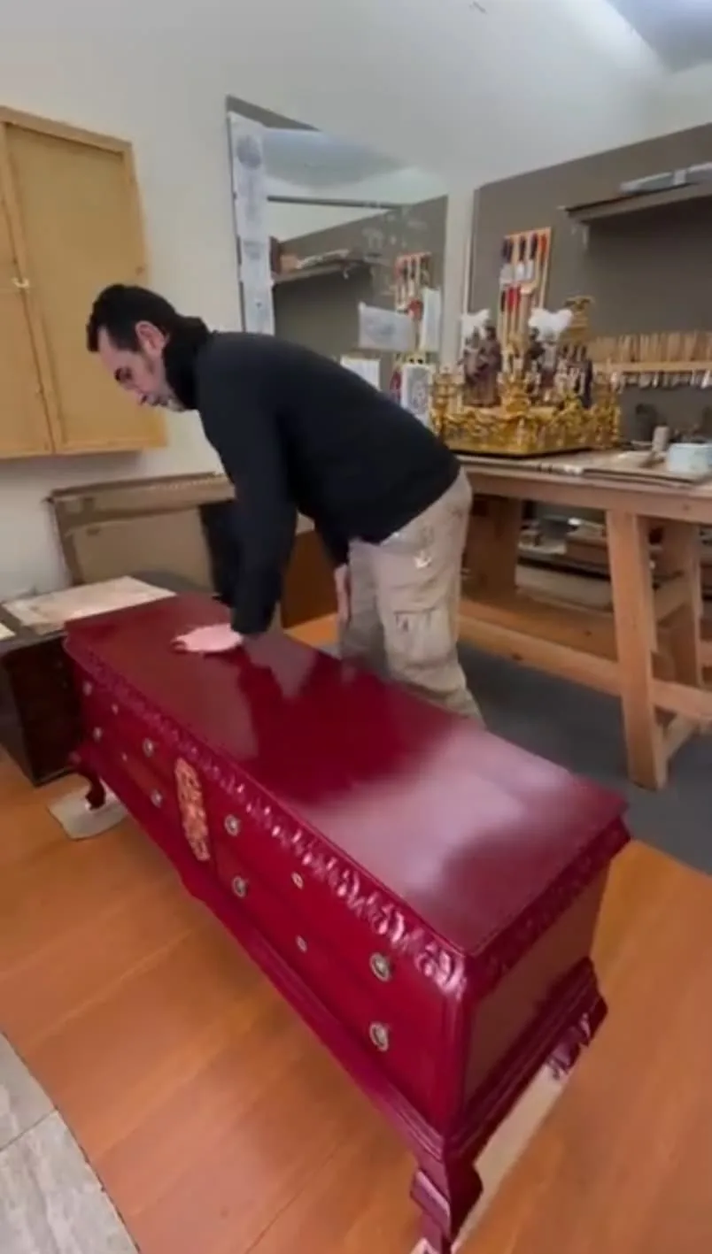 Trabajo en el taller de Rebollo Arte y Madera — imagen 8 de 20